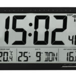 TFA radiocontrolled XL klok met buitentemperatuur.