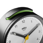 Braun Classic Clocks BC12BW detail snoozeknop